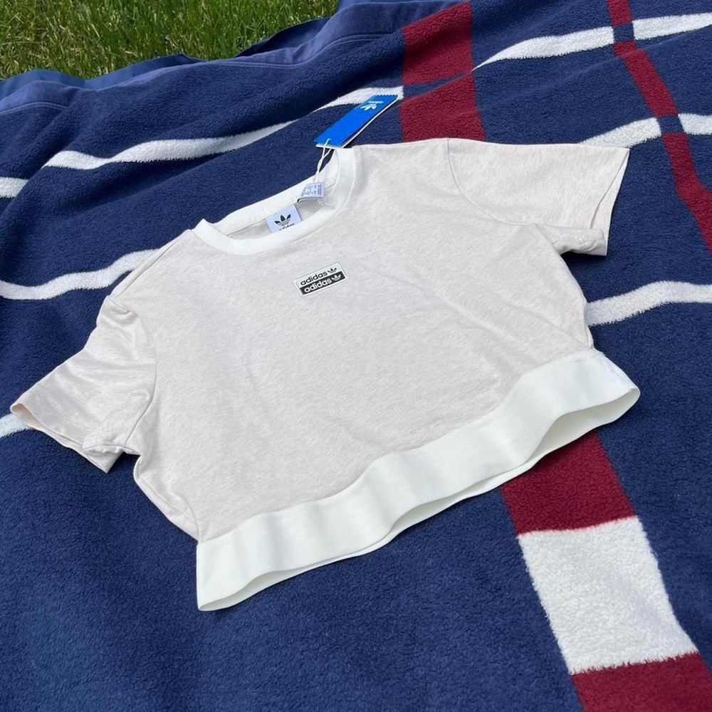 Adidas Originals R.Y.V. Cropped Tee Off-White Cream GN4346 Women's M NWT